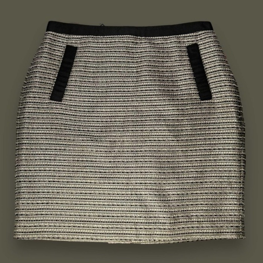 LOFT Textured Striped Beige and Black Career Skirt Size 2 - "Rexana"